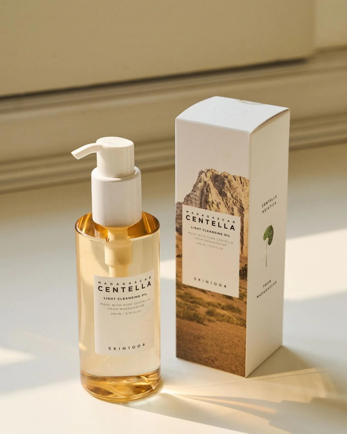 SKIN1004 Madagascar Centella Light Cleansing Oil 200ml — gallery image 4